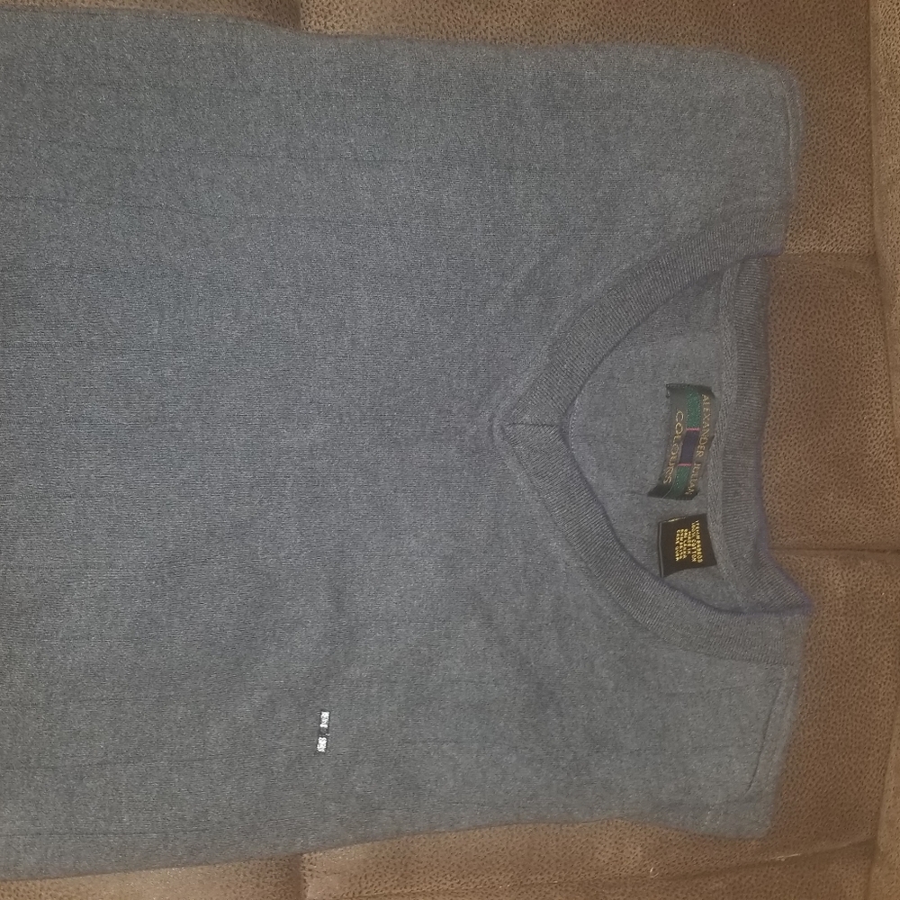 Alexander Julian Colours Grey VNeck